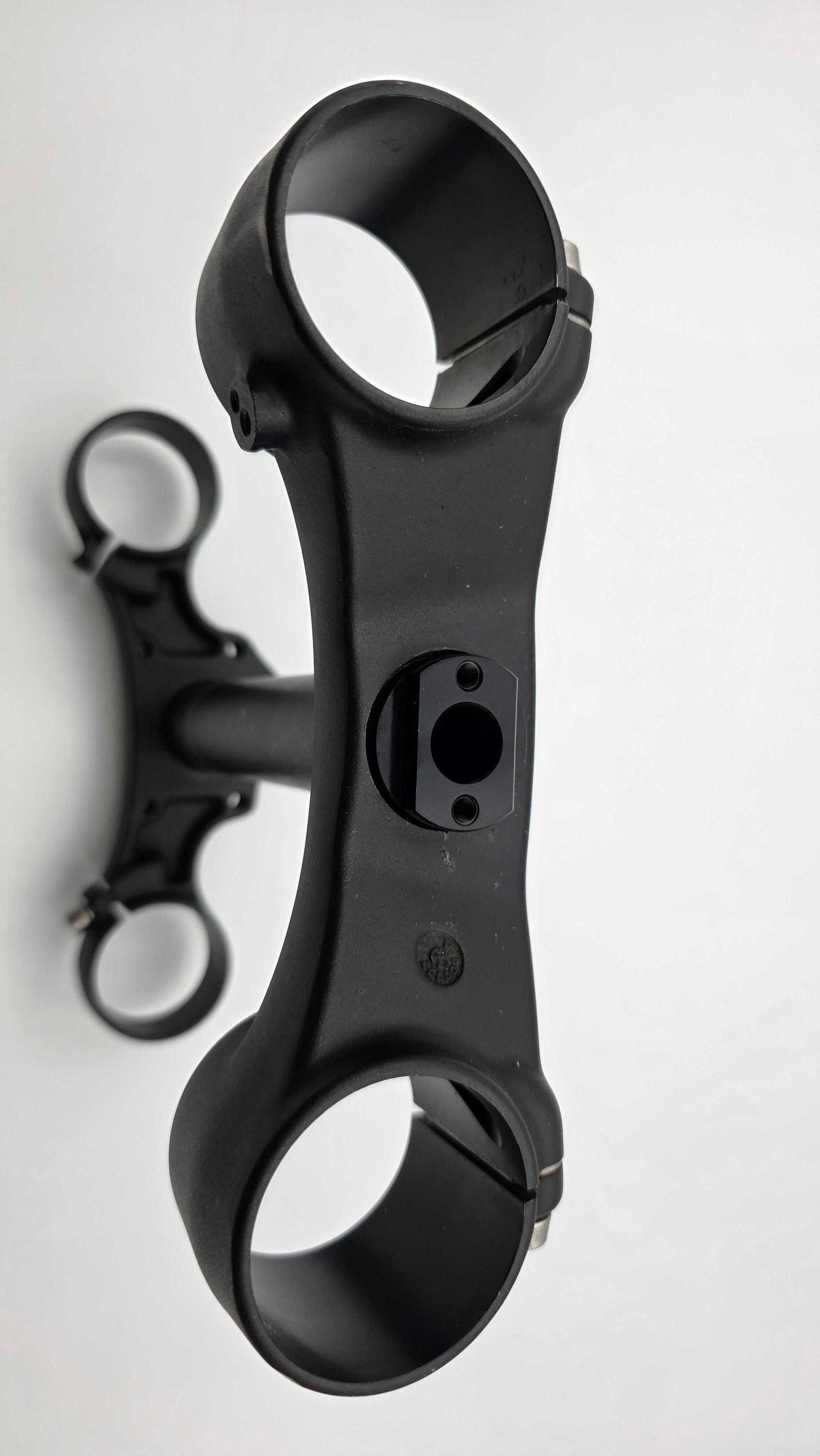 Stem Lock - W9 Fender Adapter Compatible - For forks without a fender mount on lower clamps.